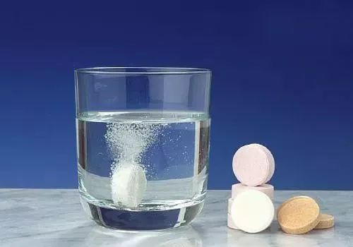 长期吃这几种药一定要关注,千万不要吃这三种药