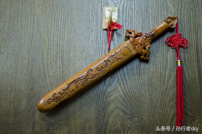 为什么说桃木能辟邪,桃木棍与桃木剑辟邪有什么不同