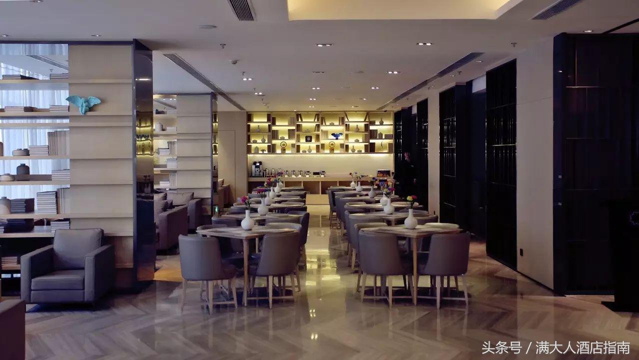 大连市中山区松云街日月明酒店,大连星海广场四季酒店