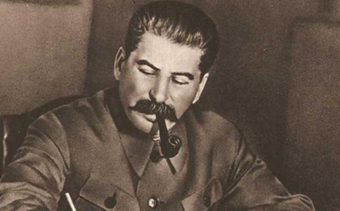 历史上名人使用的烟斗,名人烟斗和皓顿哪个好