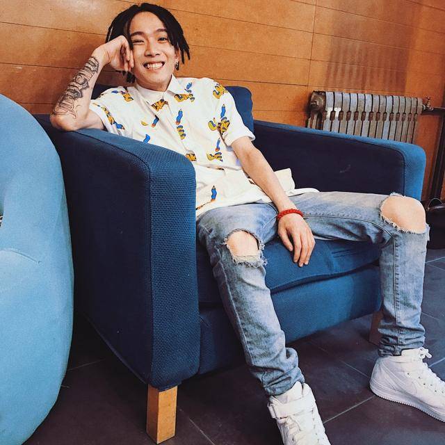 学会swag嘻哈风穿搭，让你帅过男朋友，酷炸一整夏！