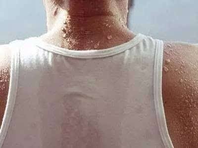 爱出汗是什么原因和治疗,频繁出汗的原因三种病