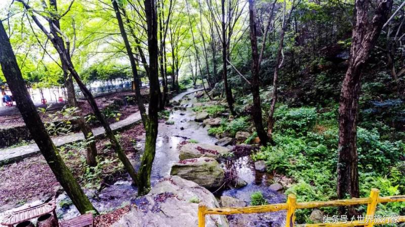 热到流汗凉到发冷,热到膨胀冷到极致