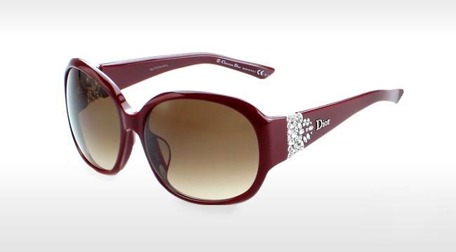 太阳眼镜哪个牌子好,国际品牌太阳眼镜