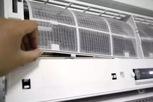 夏日炎炎掌握空调的正确清洗姿势,天热了空调深度清洗很重要