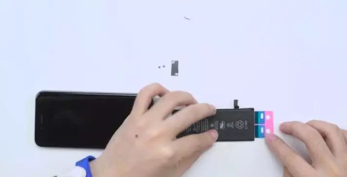 如何跳过充电宝的自动开关,快速解除充电宝休眠态势