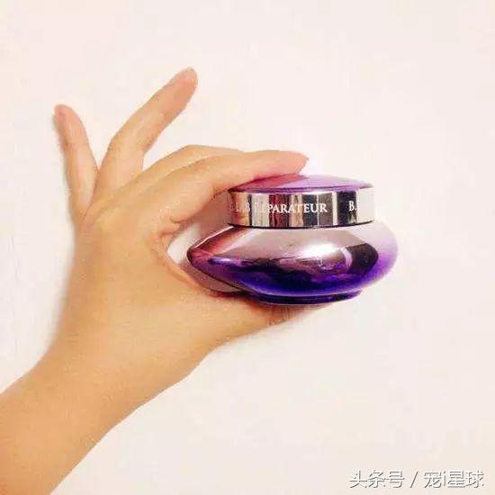 夏天适合混油皮的水乳,干皮油皮混合皮应该用什么护肤品