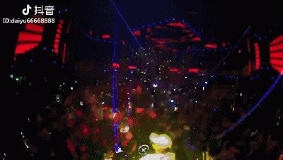 凌晨三点的广济街，全是想来艳遇的西安胖纸