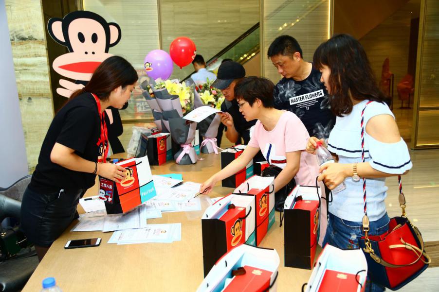 大嘴猴纸尿裤轻氧透气,大嘴猴干爽纸尿裤