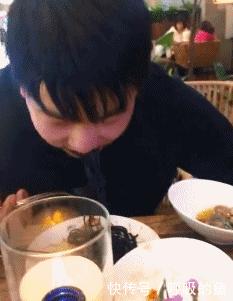 搞笑GIF：来我办公室，我要根据情况来决定给你什么处分