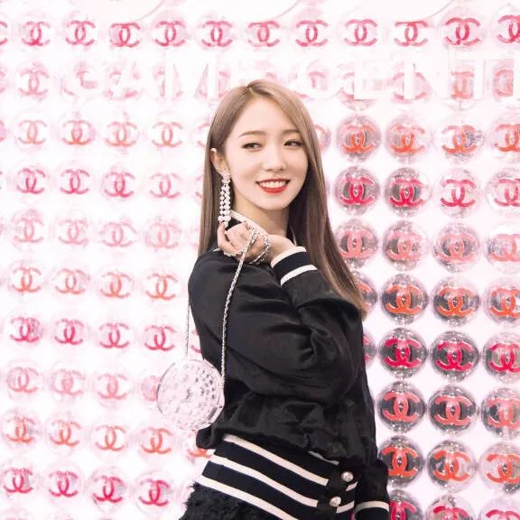 101小姐姐妆容,101小姐姐