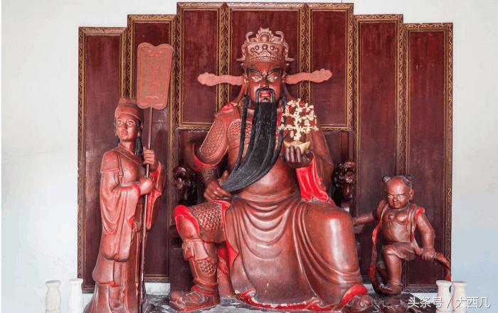 供奉财神爷的讲究和关注事项,家里供奉财神爷的讲究有2位财神