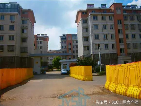 上海一江一河的交汇处外滩,外滩板块二手房