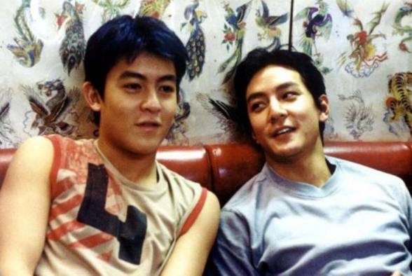 名字好听颜值还高的明星，白敬亭、千玺上榜，杨幂的名字大有来头