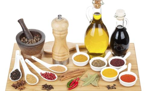 给宝宝加调味品要关注什么,宝宝饮食为什么不能吃调味料