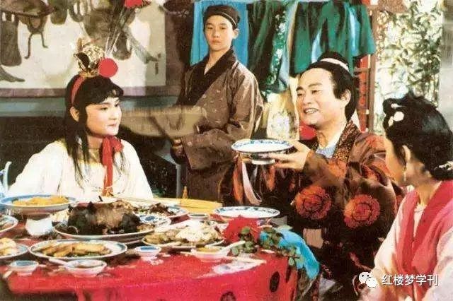 薛蟠社会地位,薛蟠的先祖