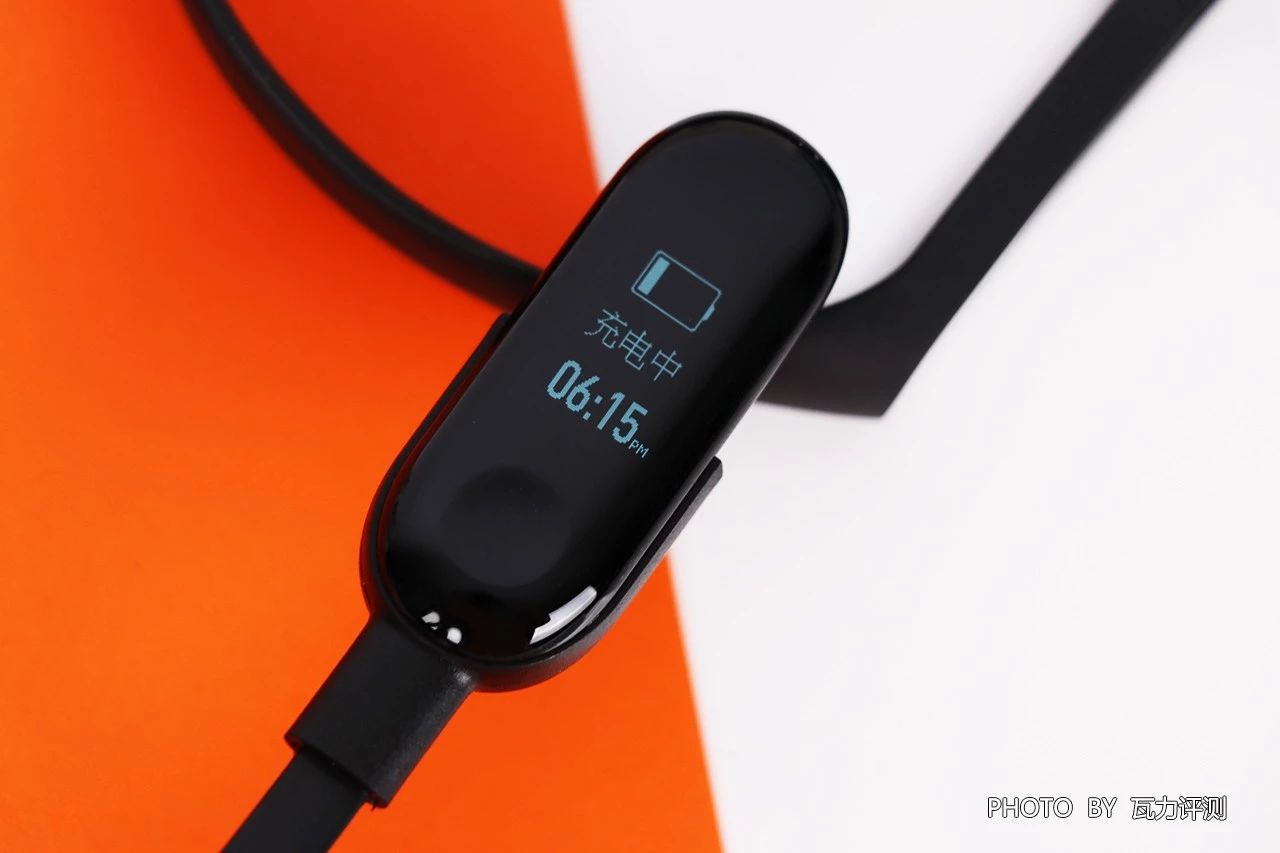 小米手环3充电能用多久,小米手环3测试睡眠准吗
