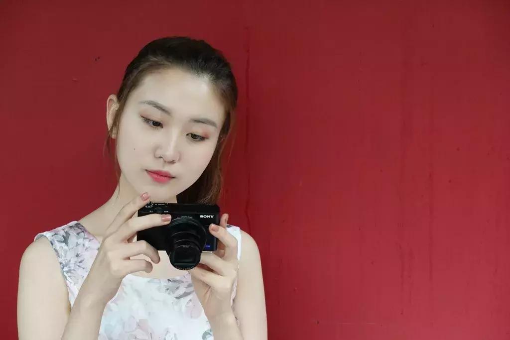 索尼dsc-rx100m6黑卡6代数码相机,索尼黑卡rx100m5a评测
