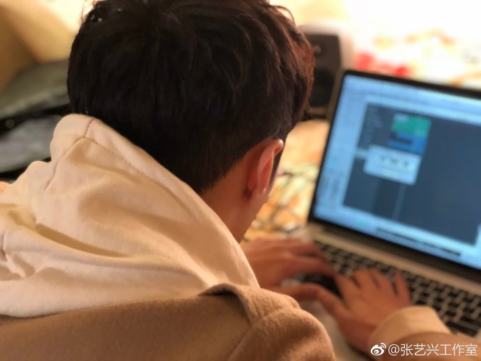 张艺兴ins宣传成员新歌,张艺兴ins发文
