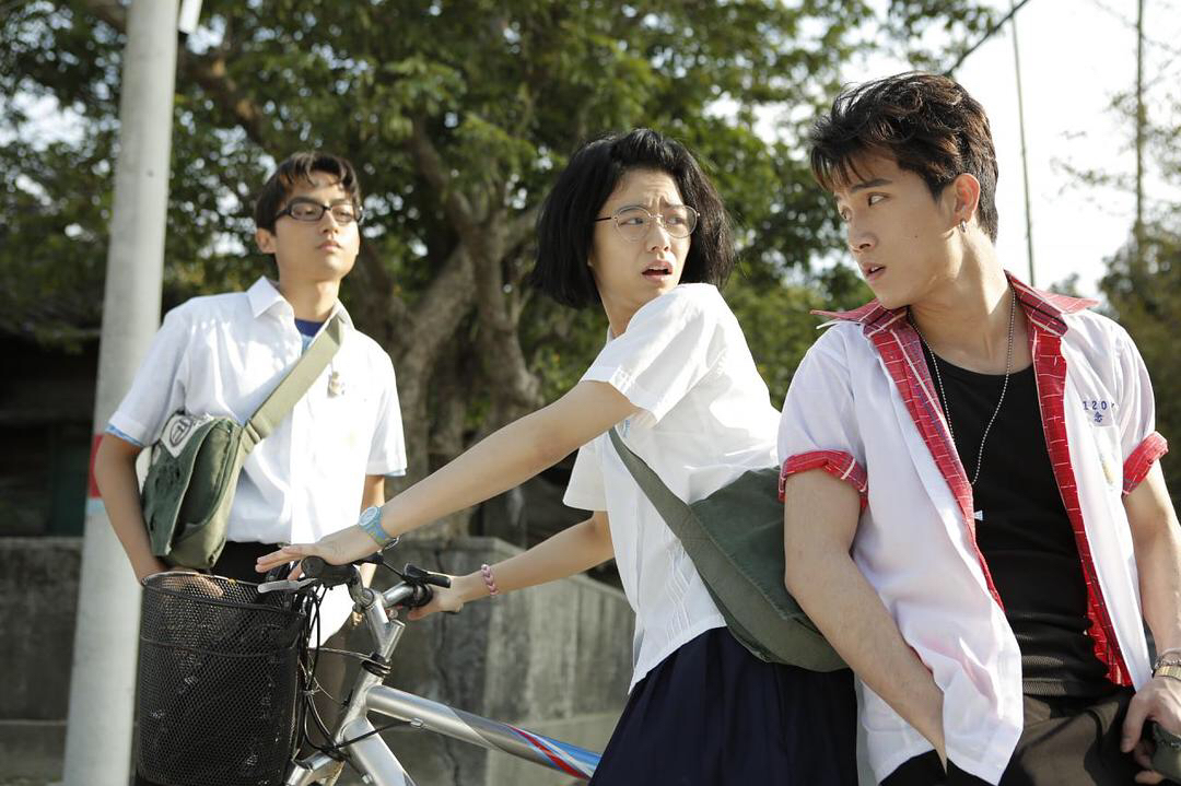 高中时谈恋爱该怎么对待,高中时代恋爱有好处吗