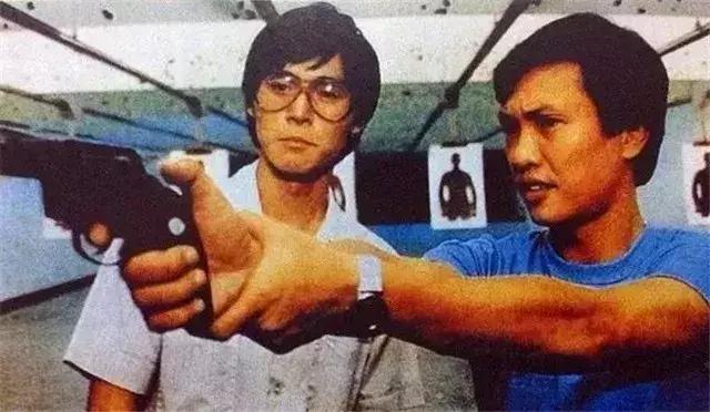 两个张国强同框,两个张国强哪个更帅