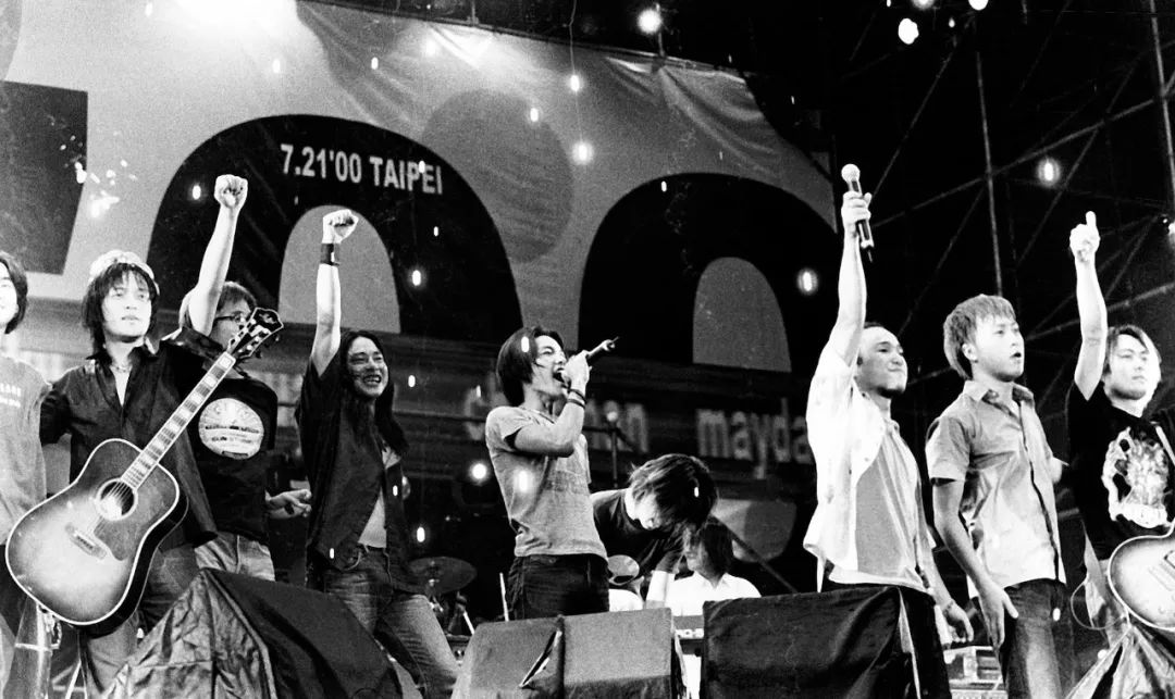 二十五年，四分卫依然努力捍卫Rocker的尊严