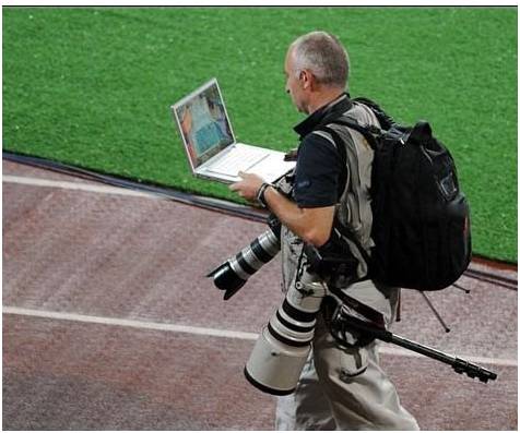 新闻记者有用不完的好器材，你知道他们怎么工作的吗？