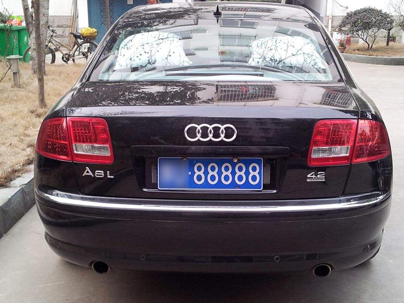 黄底车牌白底车牌绿底车牌黑底车牌，都是啥车牌？