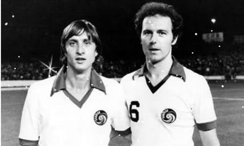 1990贝肯鲍尔君临天下,02世界杯足球皇帝贝肯鲍尔