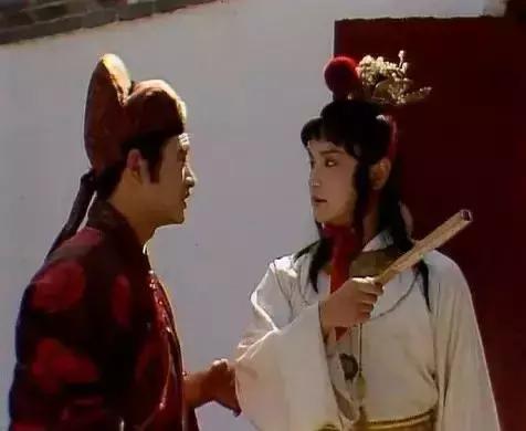 薛蟠怎么练成呆霸王的,薛蟠性格特点