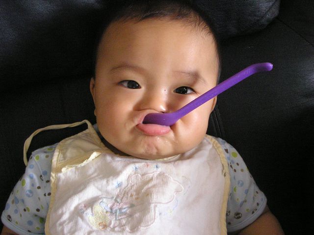 孩子长牙要关注什么,孩子长牙有多难受