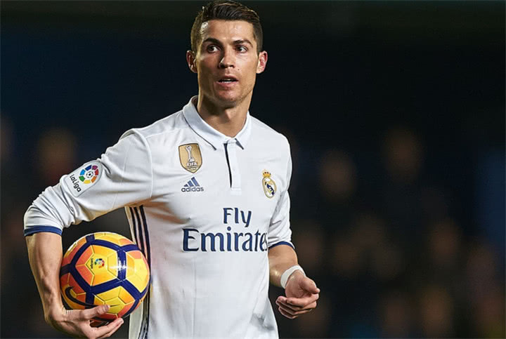 大罗小罗c罗梅西小贝谁最厉害,大罗小罗c罗j罗有血缘关系吗