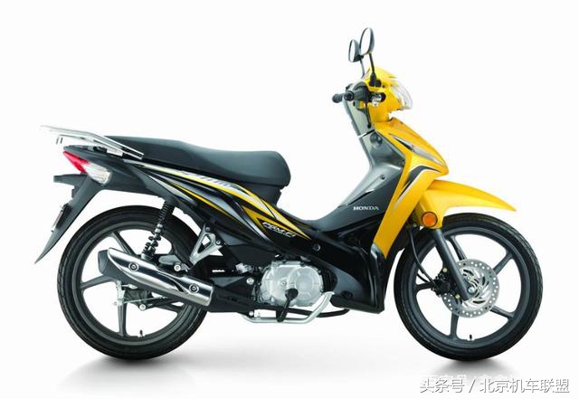 新大洲本田裂行125摩托车18款,新大洲本田飘悦弯梁摩托车