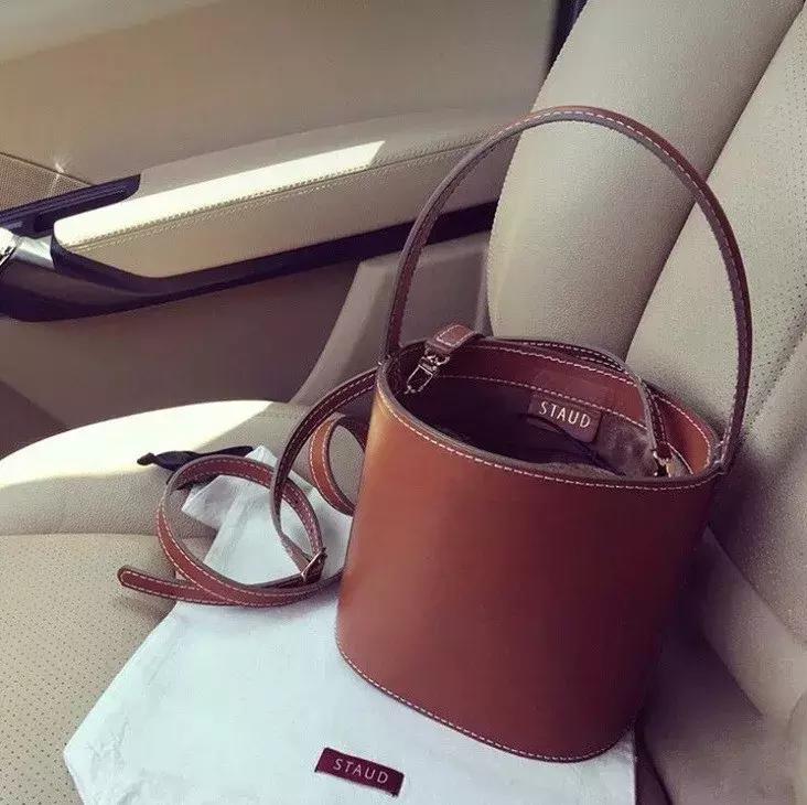 这8款平价小众包太适合当季了,小众包时尚