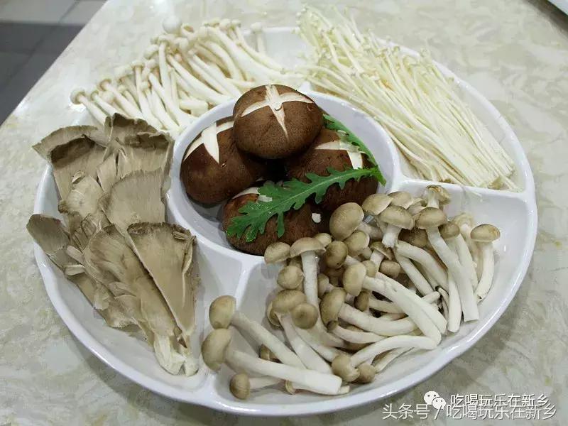 新乡最实惠虾局又来啦！有超好吃的柠檬菠萝虾，人均还这么低？！