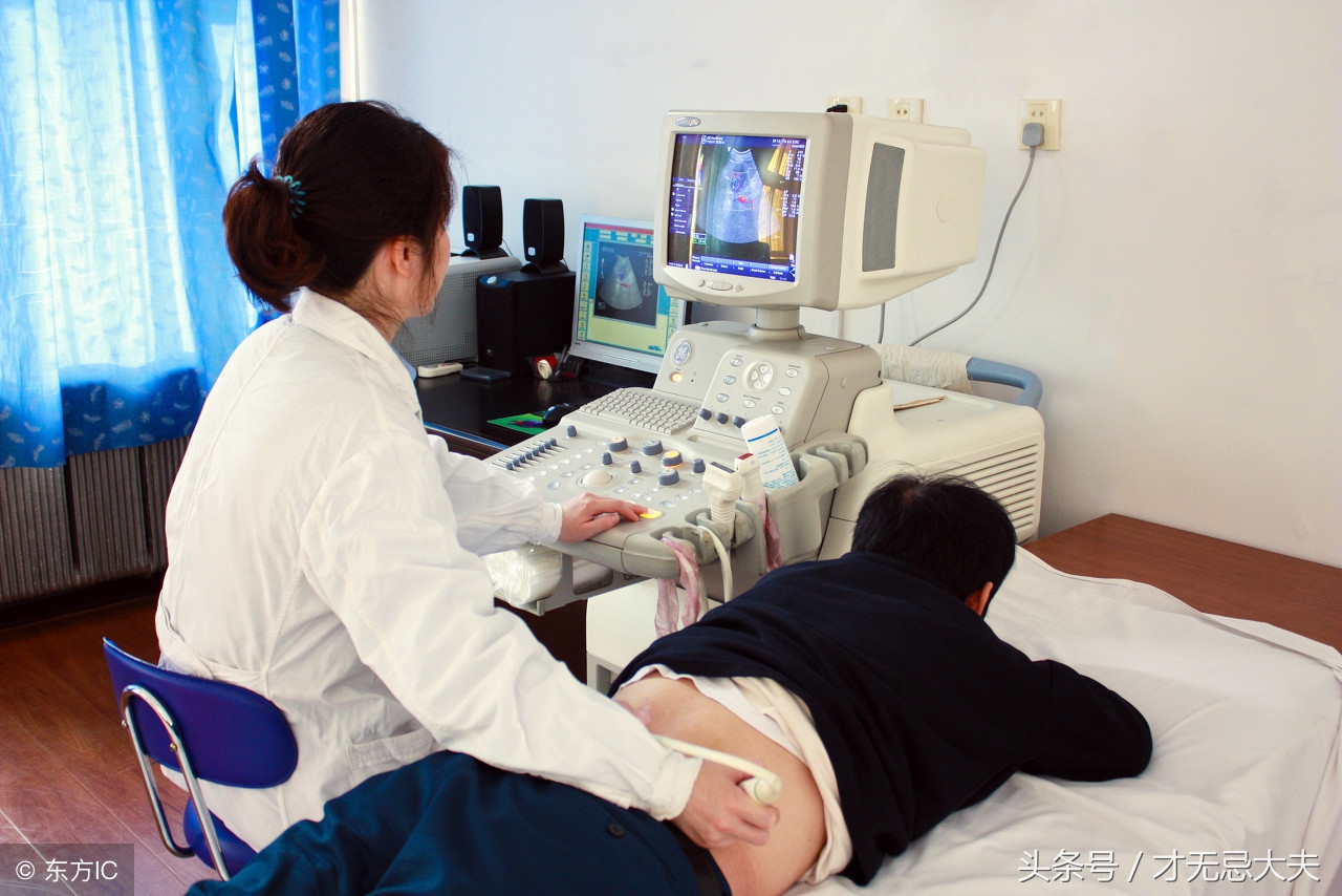 夏天是尿路感染的高发季，如何预防和治疗呢？