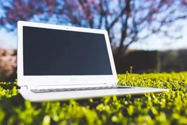 看手机眼花怎么治疗最有效,老看手机眼花一招恢复视力