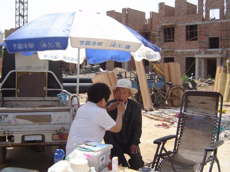 热闹的农村小院,八十年代农村集市