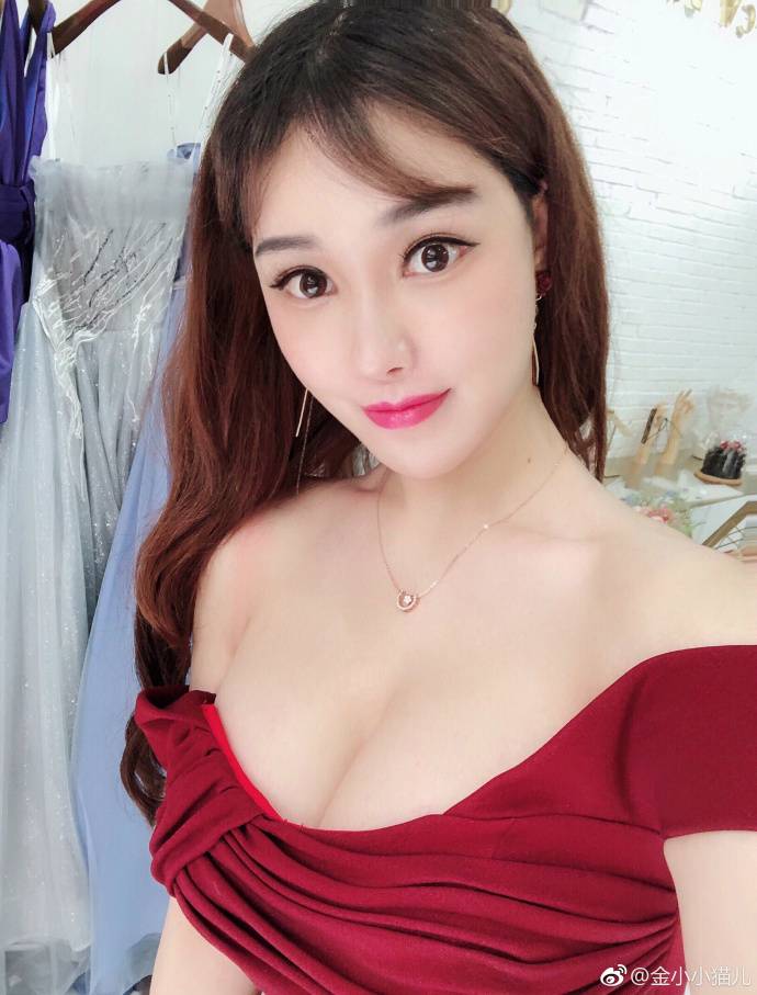 世界杯支持C罗，中国版冲田杏梨惊艳俄罗斯