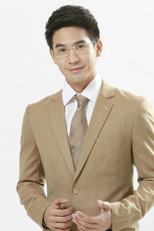 戴眼镜禁欲系的男星,戴眼镜帅哥禁欲系