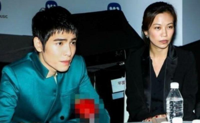 萧敬腾表白长相厮守的女经纪人，证明日久生情比一见钟情更靠谱！