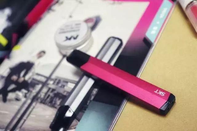 揭秘*子烟电**：3亿*在用潜**户、千亿美金规模后的机会与风险