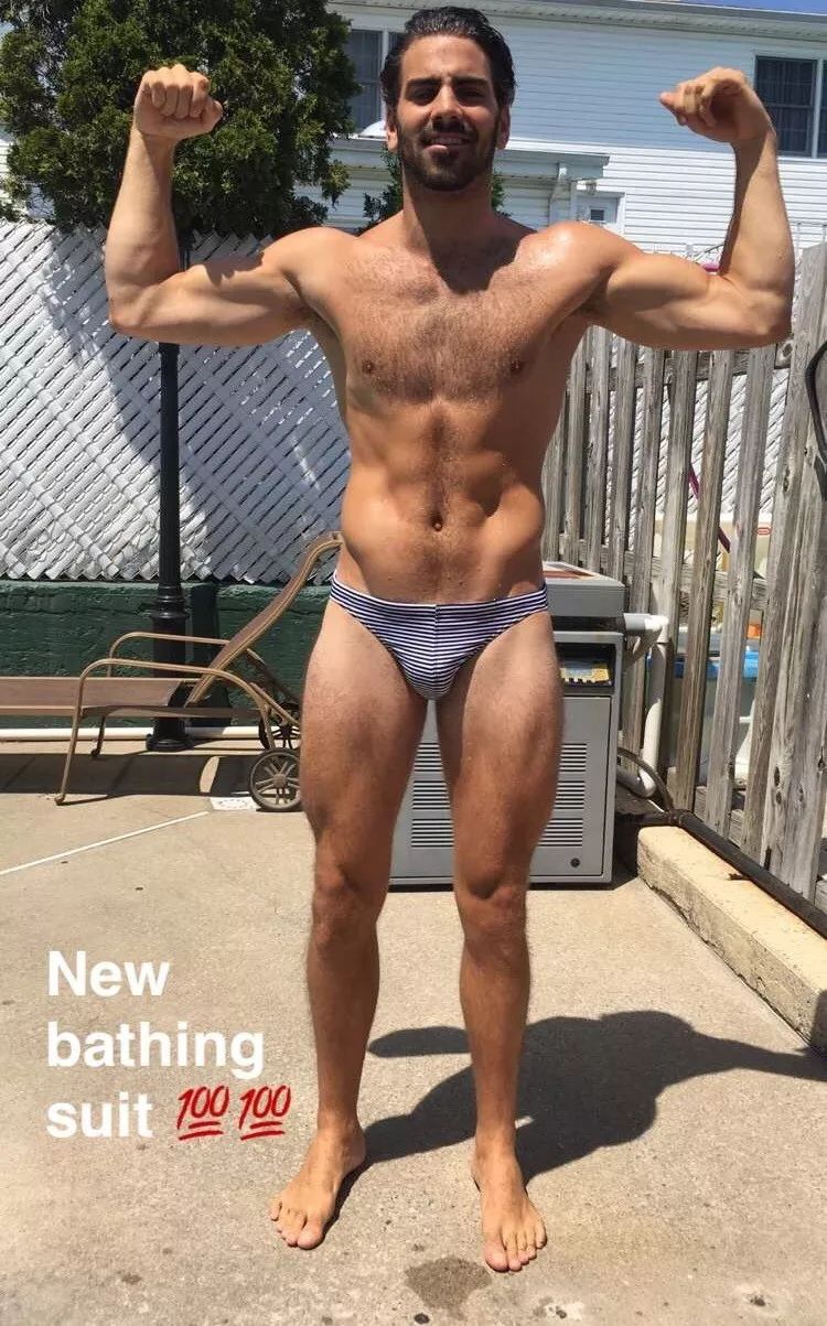 意外回春，老公NyleDiMarco登上新一期的《Gaytimes》封面！