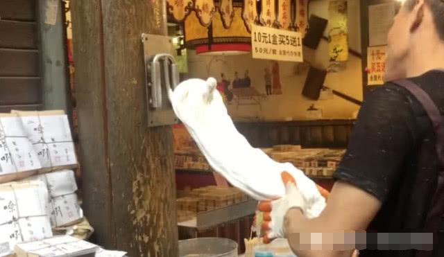 回民街龙须糖,正宗龙须酥店铺
