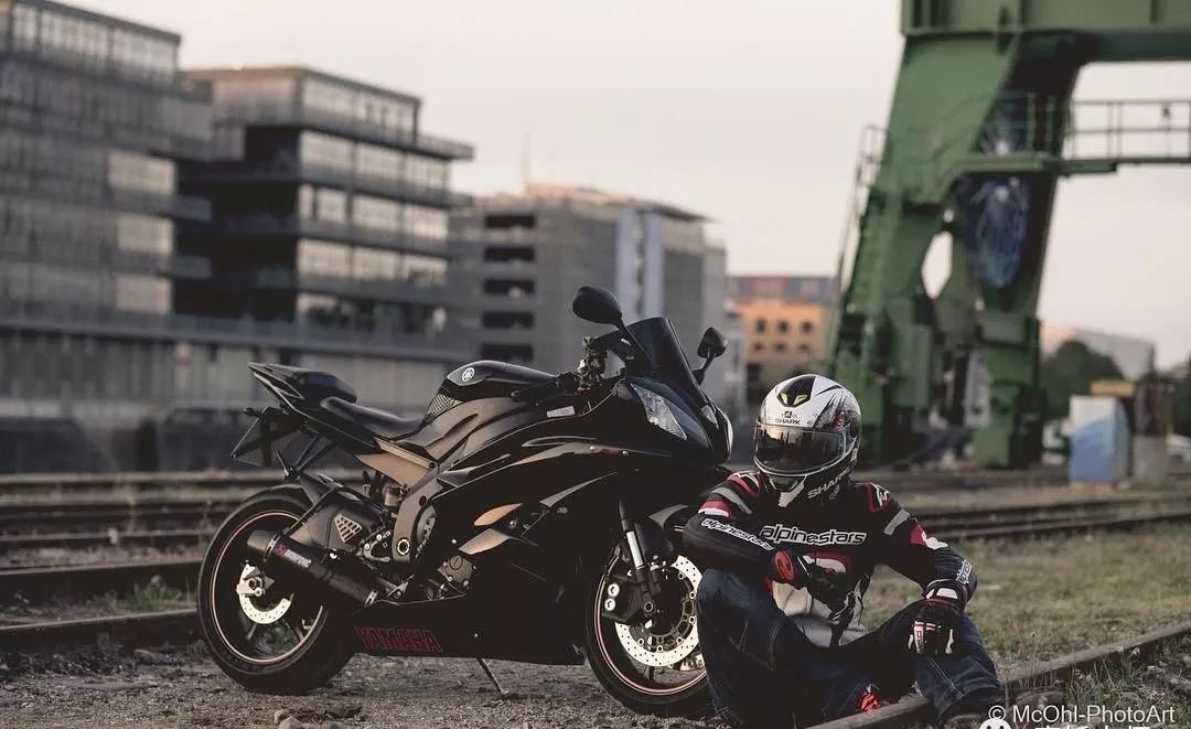 爱骑机车的你，为什么没有女朋友？