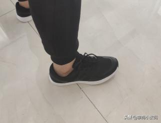 小米运动鞋最低价,小米有品夏季新款运动鞋