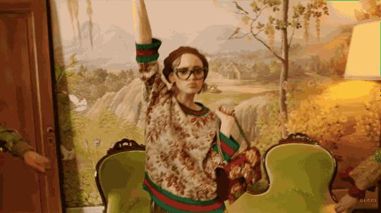 新款古驰酒神包怎么辨别真假,假的古驰酒神包