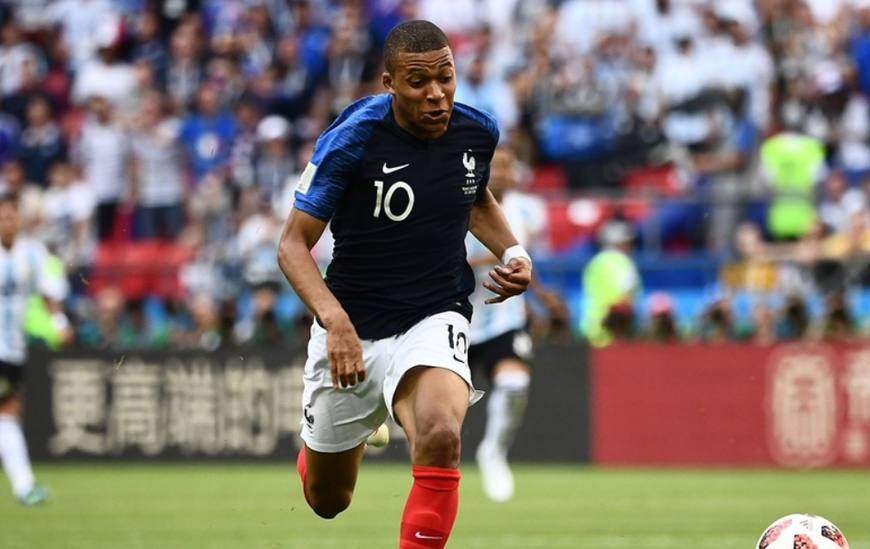 梅罗时代即将落幕图片,梅罗最后一次交锋青春迎来谢幕