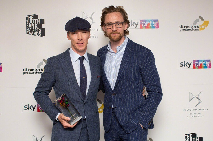 洛基的发际线,洛基和奇异博士同框是在哪里