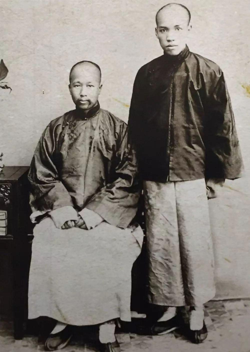 古代皇帝和不同地区大臣怎么交流,古代没有普通话上朝时怎么交流啊